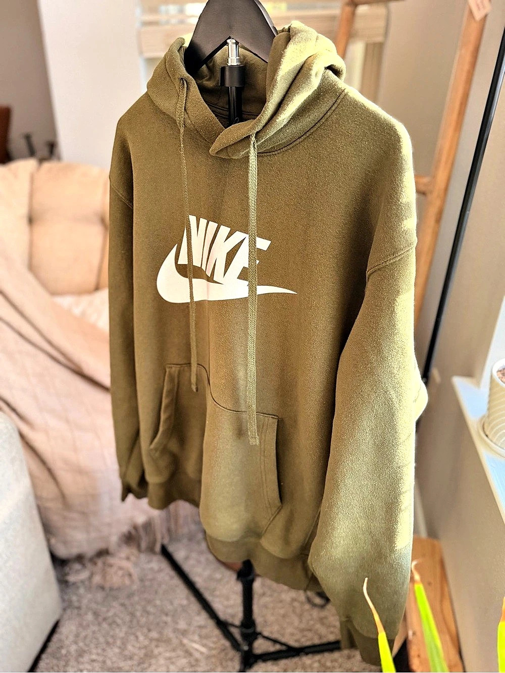 Nike Sportswear Club Fleece Graphic Pullover Hoodie Green